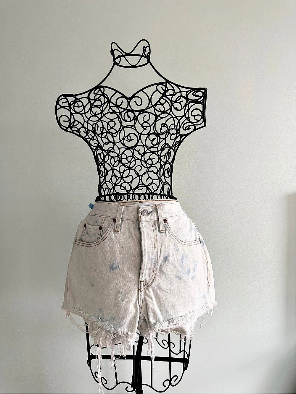 Levi's 501 Original Cutoff Denim Shorts Waist 26